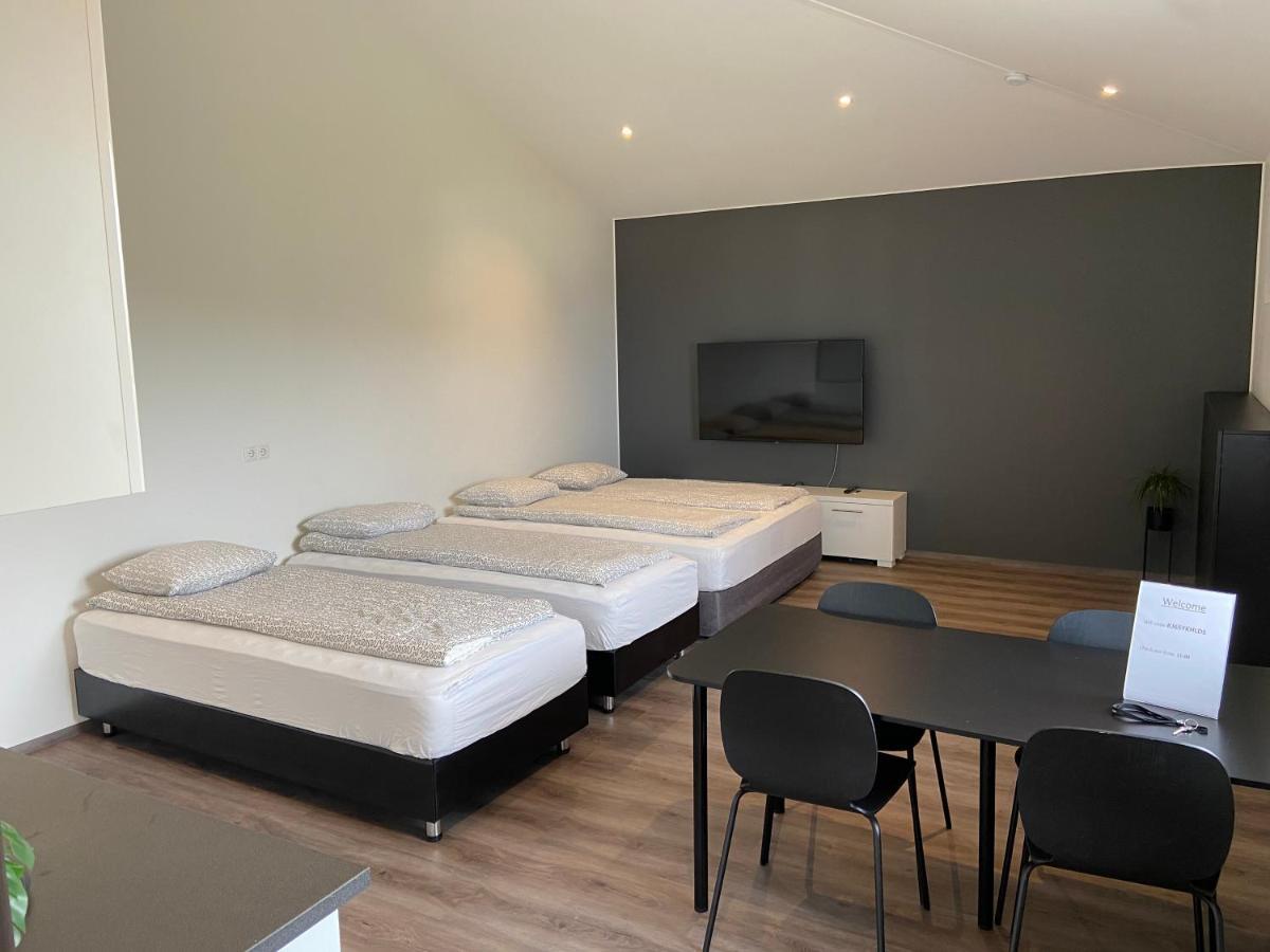 4 Person Room With Private Entrance And Bathroom Keflavik Luaran gambar